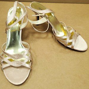 Women's Jacqueline Ferrar gold heeled dress formal open toe sandal size 7.5